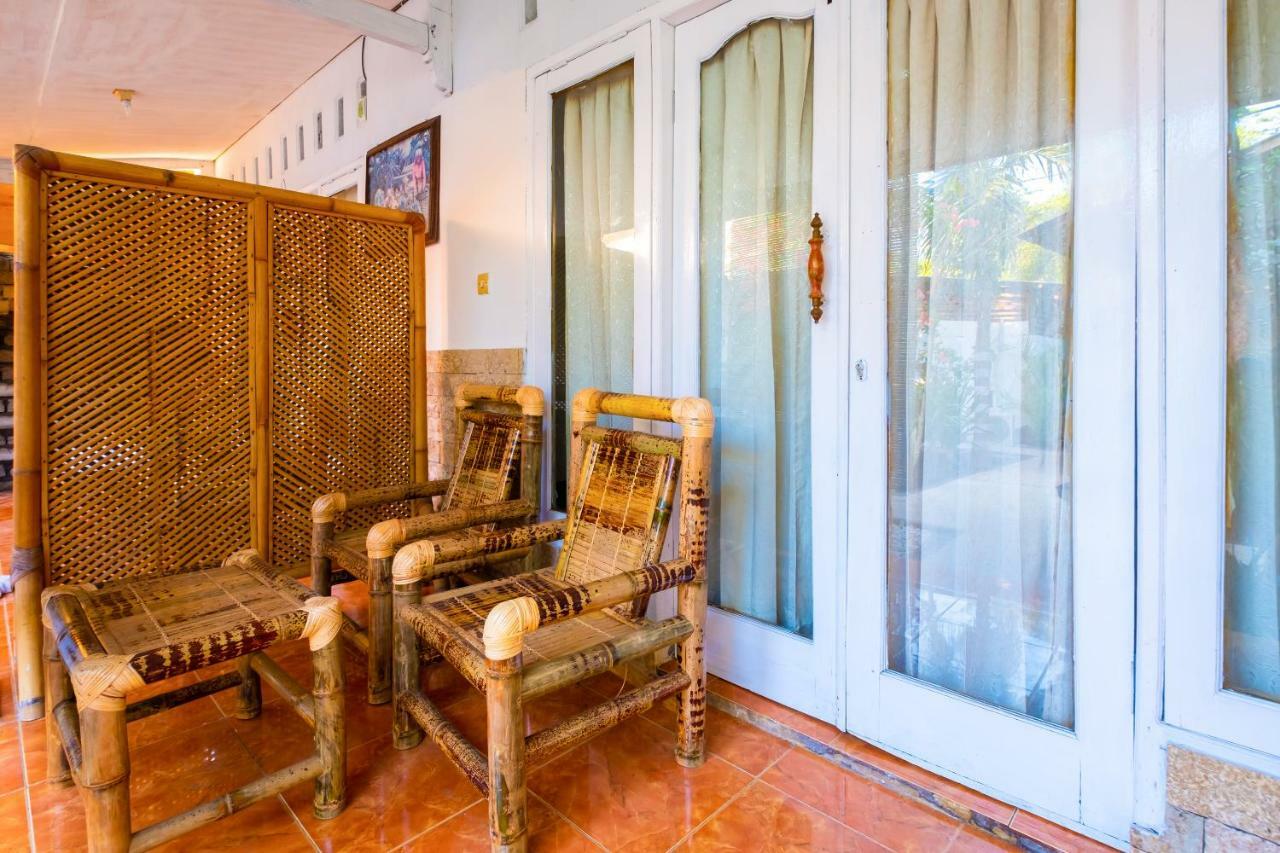 Oyo 1373 Chili Gili Hotel Gili Trawangan Exterior photo