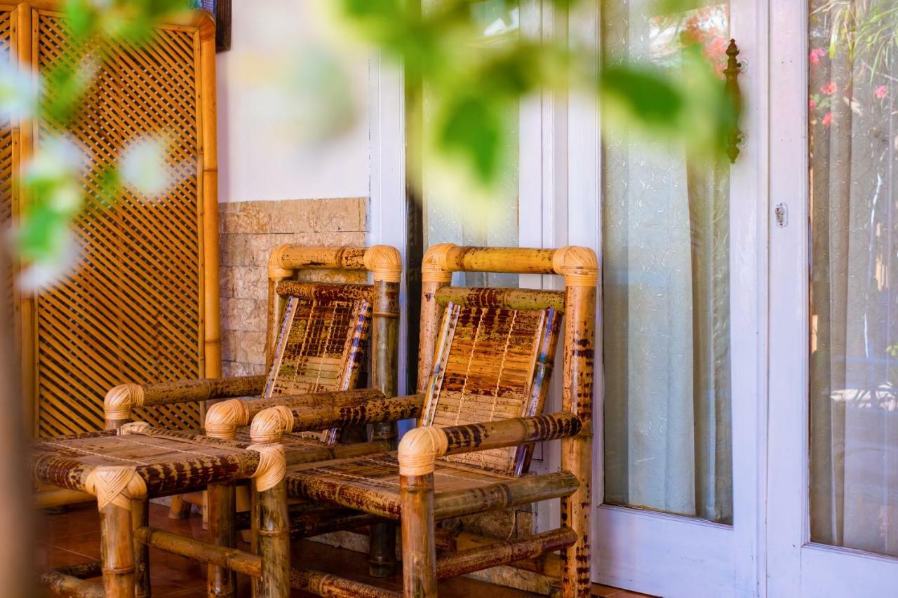 Oyo 1373 Chili Gili Hotel Gili Trawangan Exterior photo